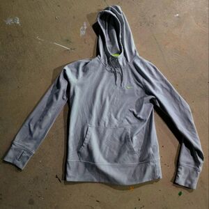 Nike Light Gray Therma-Fit Hoodie